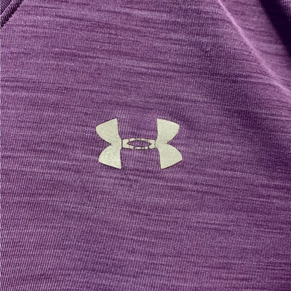 Under Armour T Shirt - Heat Gear - XS - Picture 3 of 6